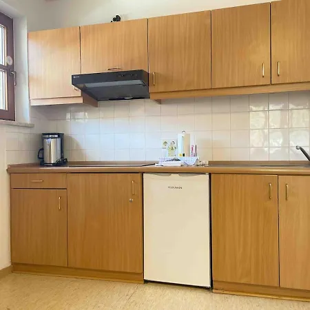 Sta1067 Moderne Monteurwohnung Mit Balkon *